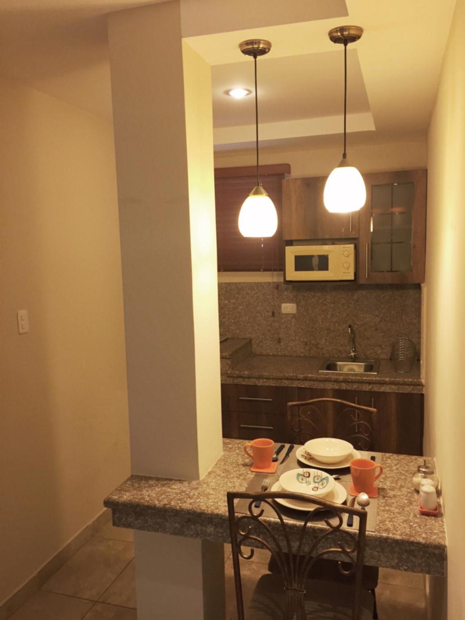El Patio Suites II กวายากิล ภายนอก รูปภาพ