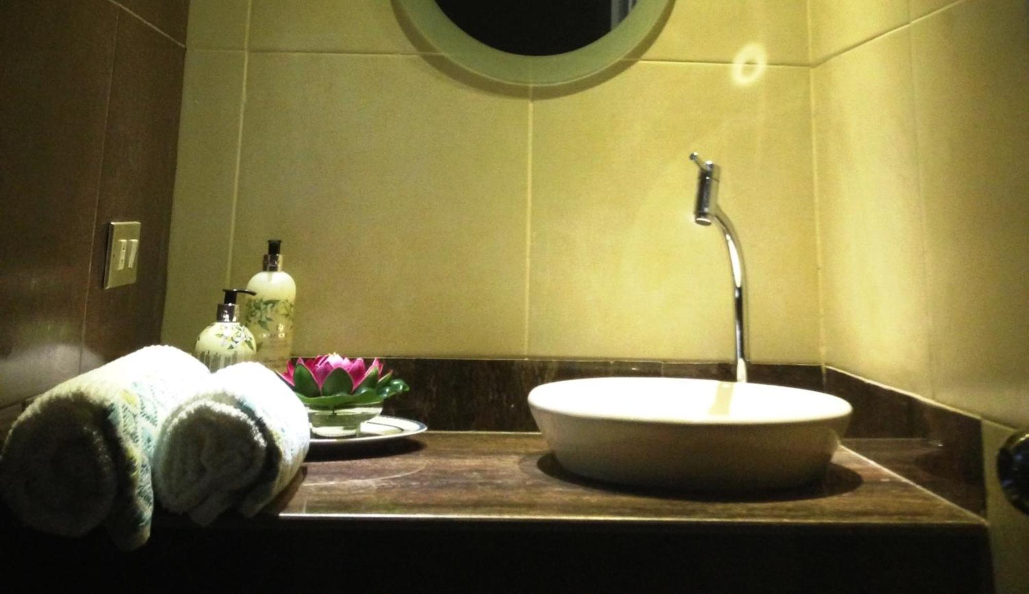 El Patio Suites II กวายากิล ภายนอก รูปภาพ