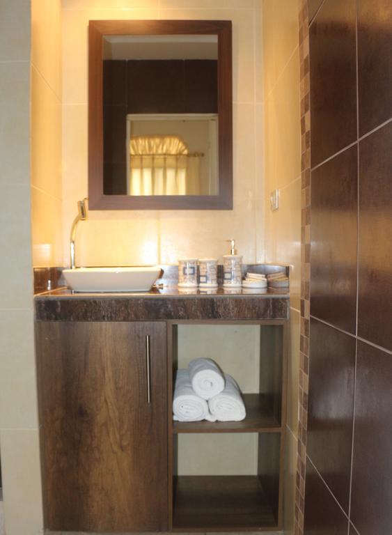 El Patio Suites II กวายากิล ภายนอก รูปภาพ